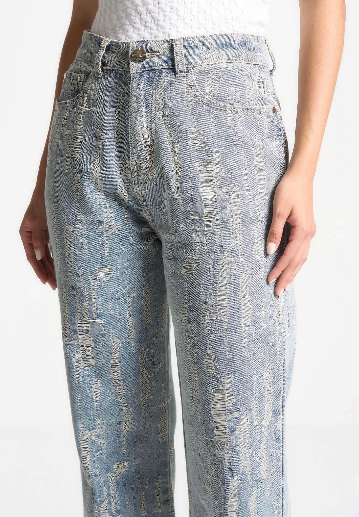 Distressed Boyfriend Jeans - Mid Blue