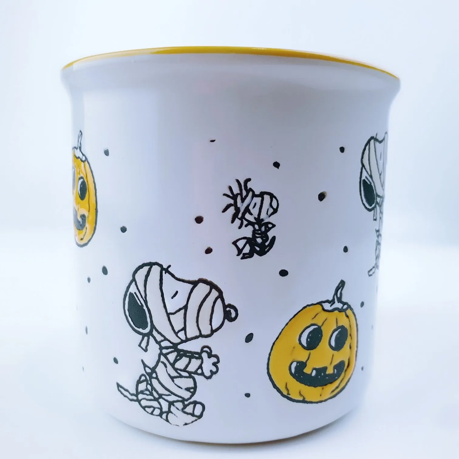 Large Peanuts Charlie Brown Snoopy Happy Halloween Zombie Mug