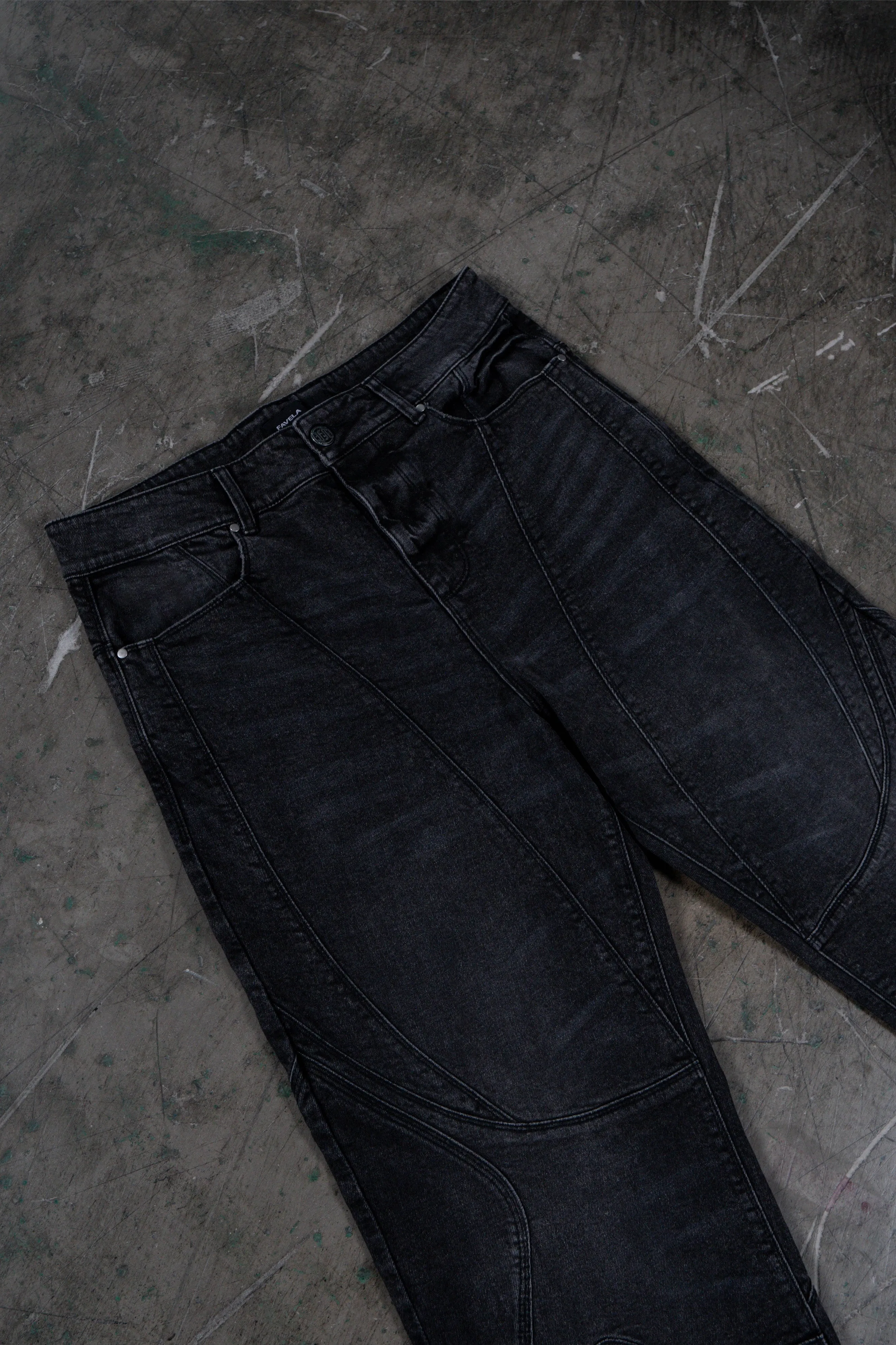 MOTO BLACK WASHED DENIM