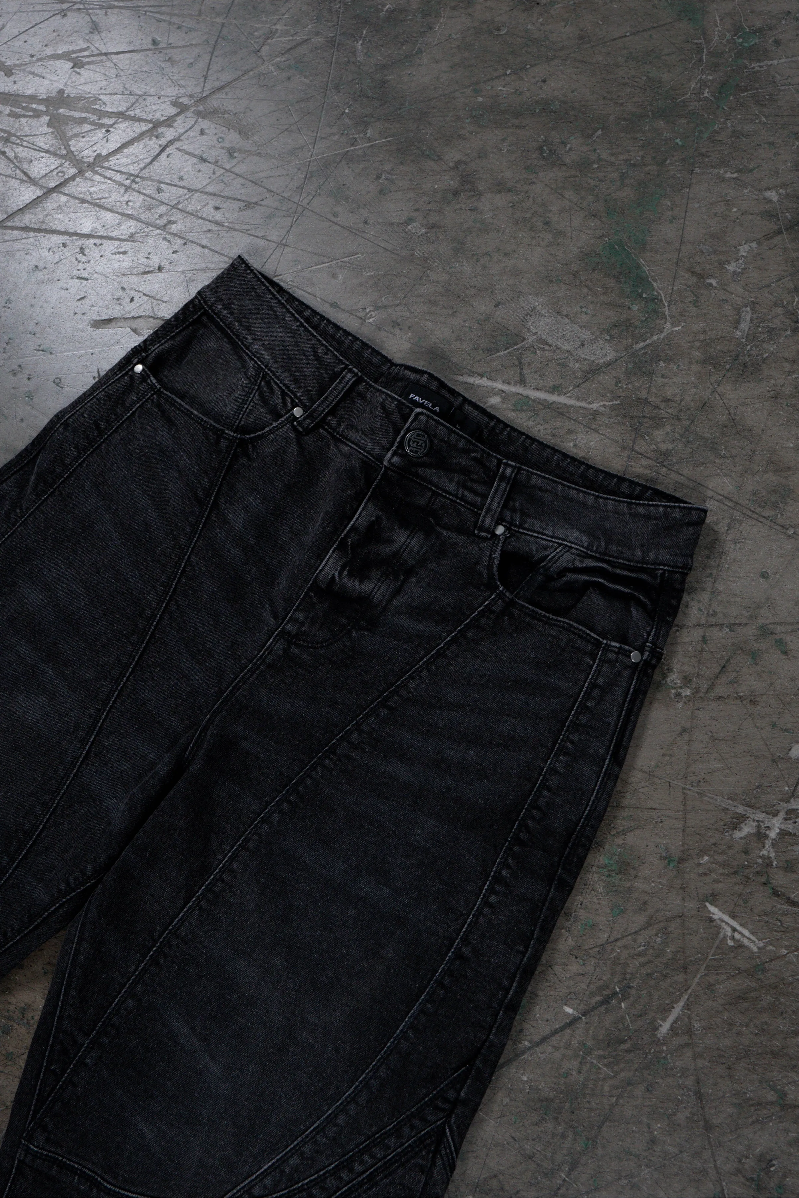 MOTO BLACK WASHED DENIM