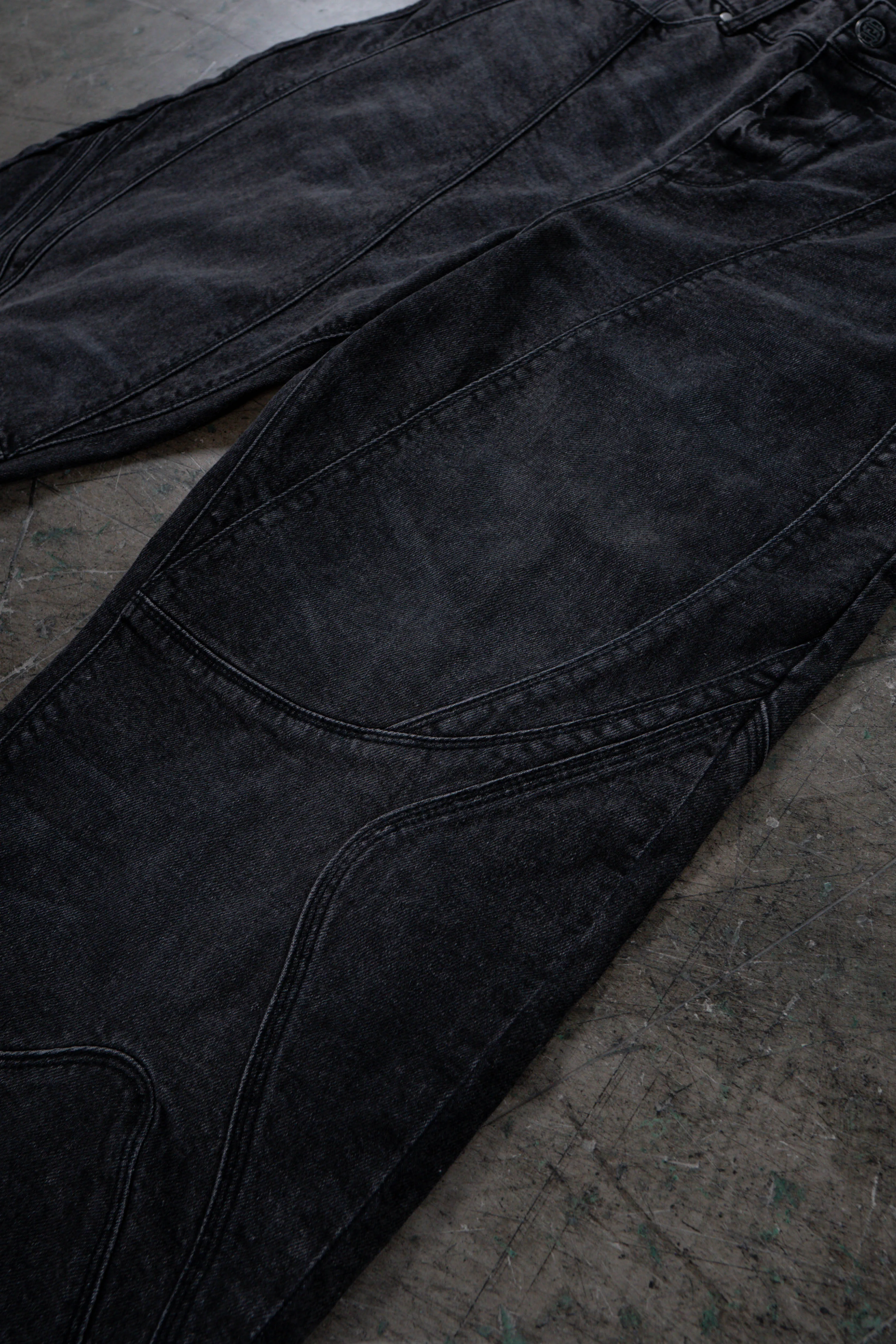 MOTO BLACK WASHED DENIM