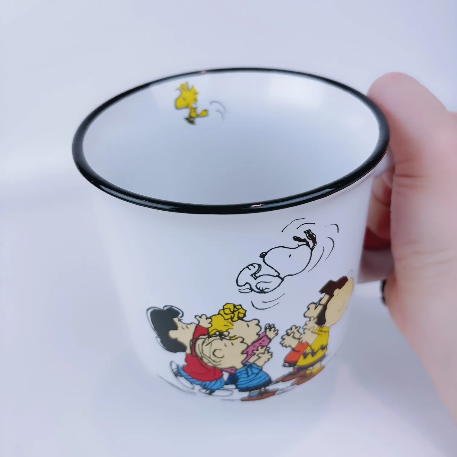 Peanuts Charlie Brown and friends Gathering Together Tossing Snoopy Stoneware Big Coffee Mug Cup 21 oz