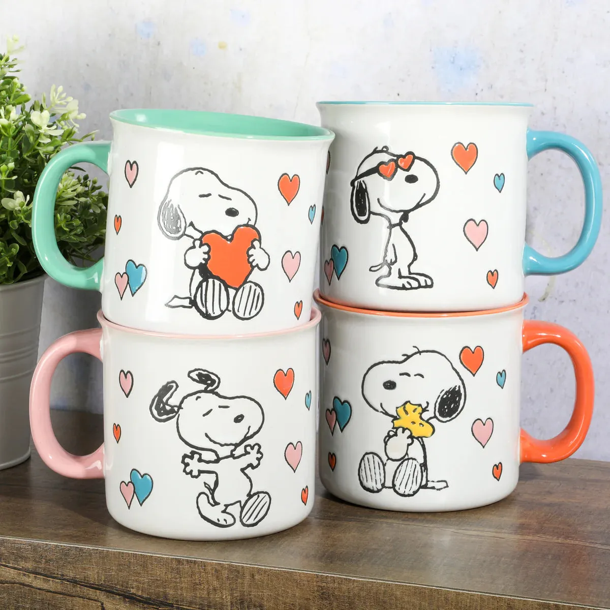 Peanuts Snoopy & Woodstock Hugging Love Hearts Ceramic Stoneware Mug 21 oz - Orange