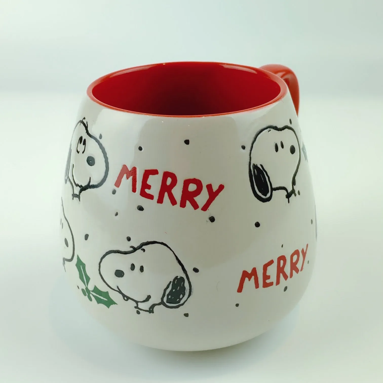 Peanuts Snoopy Ceramic Merry Holly Berry Red Mug 18 oz