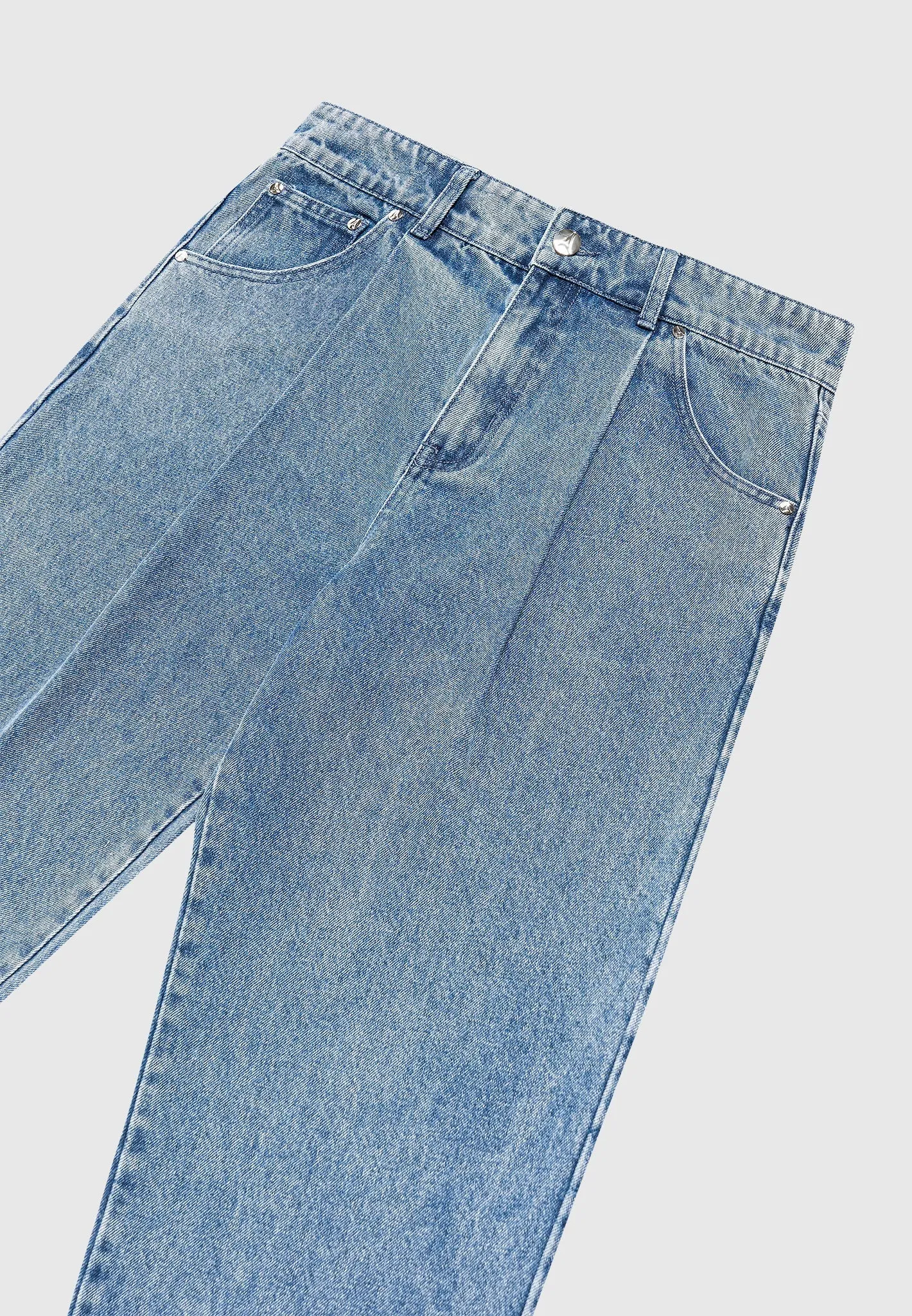 Pleated Jeans - Washed Blue