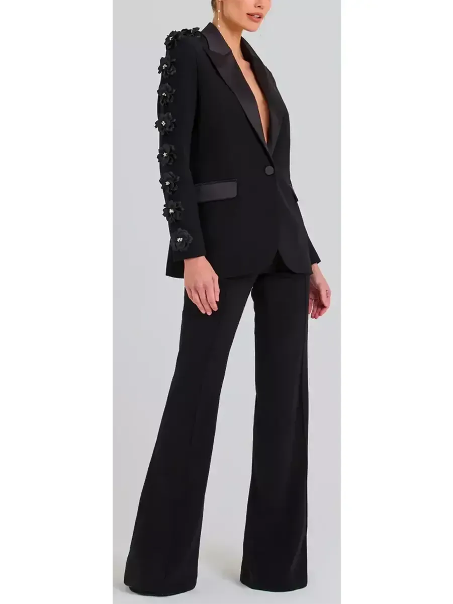 Women’s Black Floral-Applique Embellished Single-Breasted Blazer and High-Waist Pant Suit